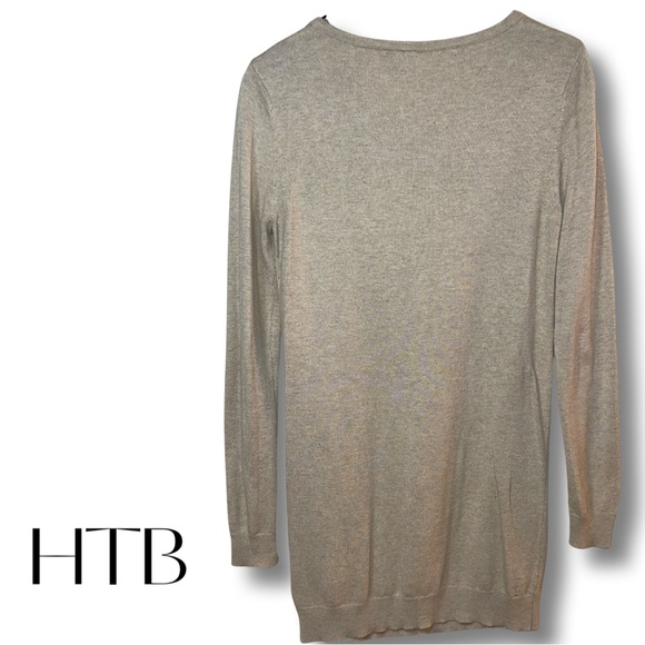 H&M: Divided - Picture 2 of 2